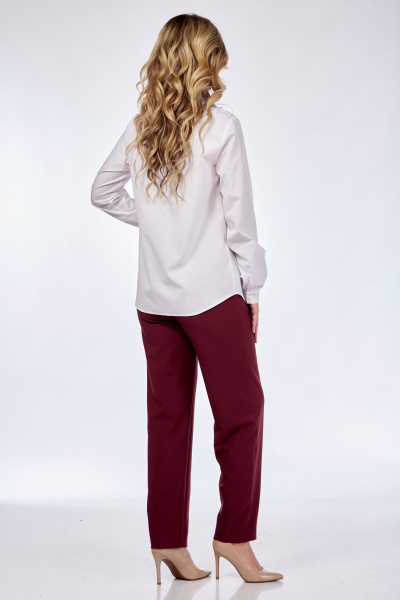 Белая хлопковая рубашка с нагрудными вытачками и вышивкой Takka Plus 24-225 - фото 13