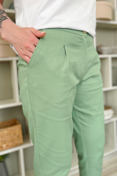 Джинсовые женские брюки полуприлегающего силуэта Rumoda 2071 зеленый - фото 5