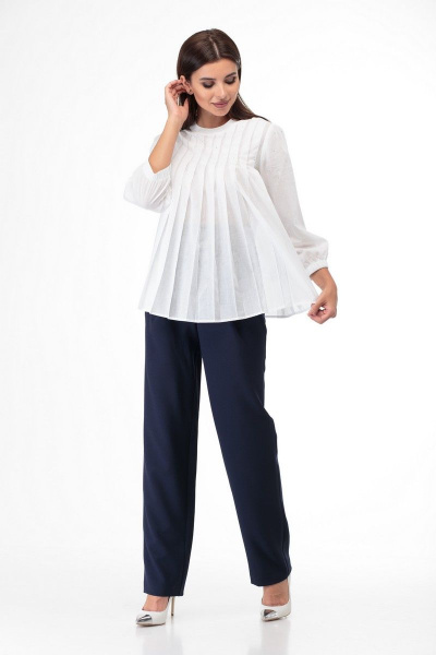 Демисезонная хлопковая блуза с кружевами и сборками Anelli 848 белый - фото 1
