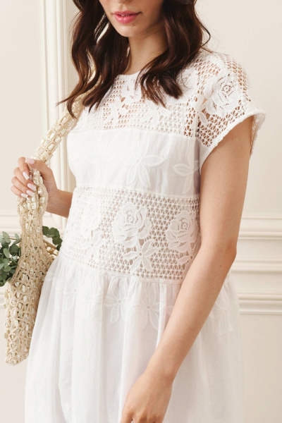 Белое свободное хлопковое платье с сборками и карманами Lokka 1392 - фото 7