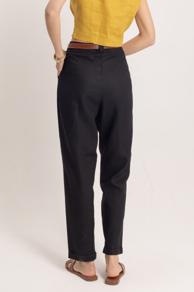Чёрные льняные зауженные брюки классического кроя EZER 1106 - фото 3