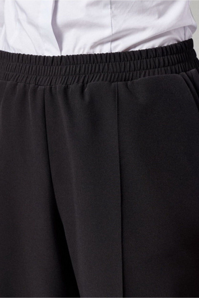 Демисезонные черные женские брюки из текстиля для офиса PND 00860P - фото 3