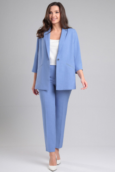 Костюм из жакета и брюк из текстиля с карманами LeNata 20404 голубой - фото 1
