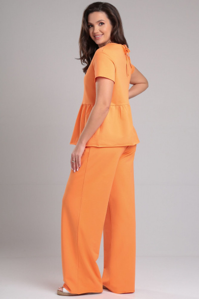 Стильный комплект футболки и брюк из трикотажа с отрезными деталями LeNata 20399 оранжевый - фото 6