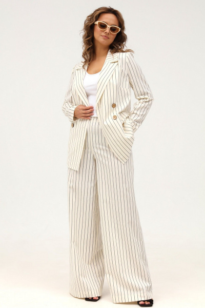 Деловой брючный костюм из хлопка с полоской Angelina & Сompany 995 - фото 5