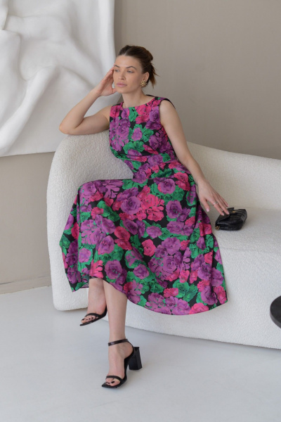 Приталенное миди платье из бархата с расклешенной юбкой и карманами HELEN BIRCH Pl005а принт_розы - фото 5