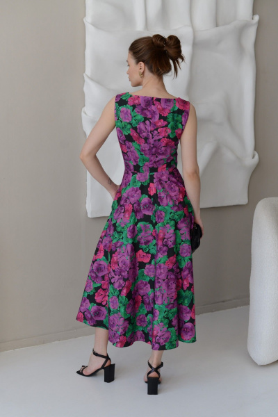 Приталенное миди платье из бархата с расклешенной юбкой и карманами HELEN BIRCH Pl005а принт_розы - фото 3