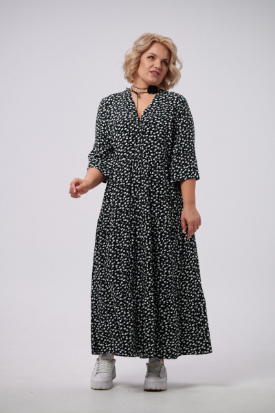 Платье макси с воланами и застежкой на пуговицы AMUARt 1006 черный+цветочек - фото 4