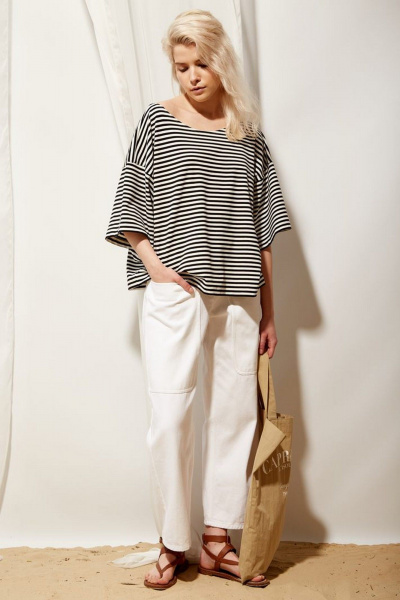 Черно-белый трикотажный джемпер оверсайз с широкой линией плеч PINA 20843 полоска_черная - фото 4