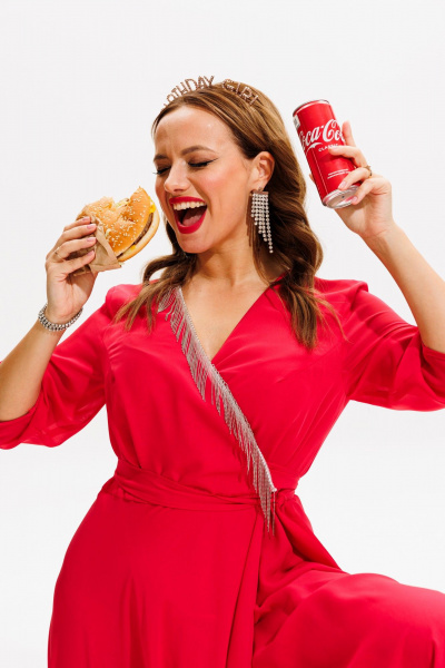 Платье нарядное из блузочной ткани с бахромой Anastasia 1113 коралл - фото 12