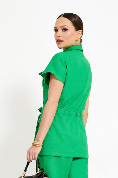 Брючный костюм с жакетом со спущенной линией плеч и брюками на резинке Lissana 4890 травяной - фото 6