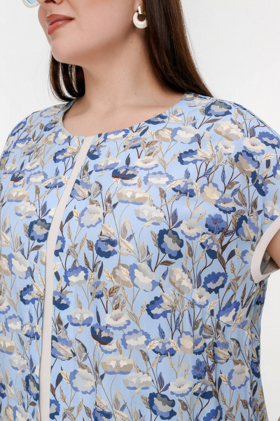 Свободная летняя блузка с односторонними складками из штапеля La rouge 6288 небесный-(цветы) - фото 5