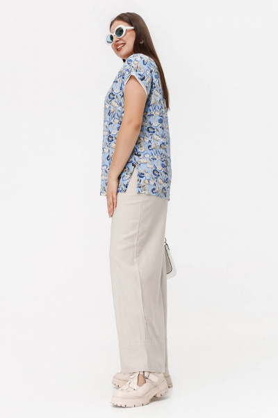 Свободная летняя блузка с односторонними складками из штапеля La rouge 6288 небесный-(цветы) - фото 3