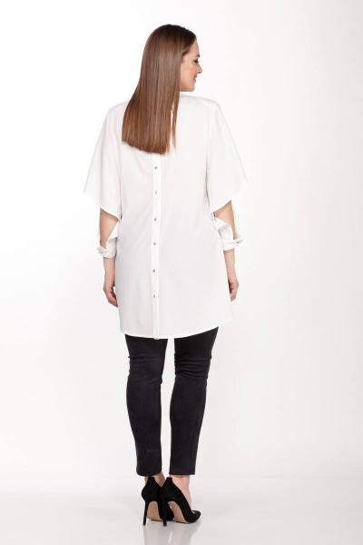 Блуза белая свободного кроя из ткани с добавлением эластана Belinga 5071 молоко - фото 4