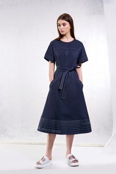 Платье из текстиля синее для летнего повседневного образа Motif 1151 синий - фото 1