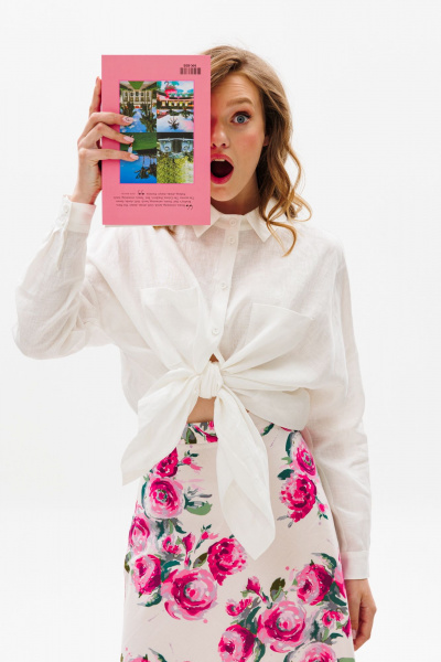 Белая блуза оверсайз из льна с накладными карманами EOLA 2489.1 молочный - фото 3