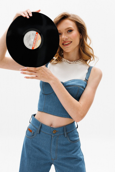 Летний джинсовый топ-корсет с регулируемыми бретелями EOLA 2603 темно-голубой - фото 6