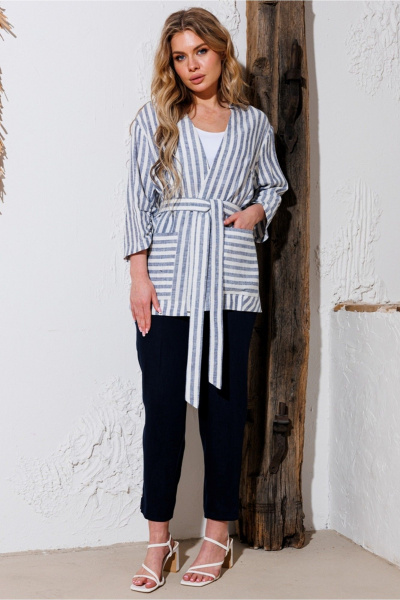 Летний костюм из льна с жакетом и зауженными брюками Faufilure C1349 - фото 3