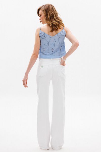 Летний хлопковый топ с вышивкой и V-образным вырезом EOLA 2654.1 голубой - фото 9