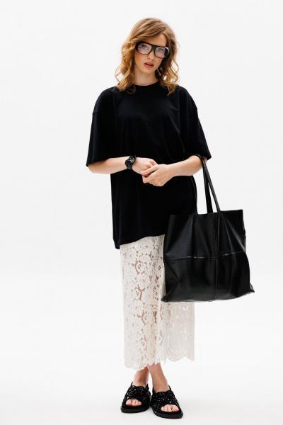 Черная футболка крупного трикотажа oversize EOLA 2645 черный - фото 2