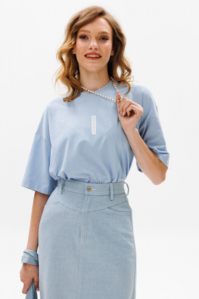 Голубая футболка оверсайз из трикотажа с принтом EOLA 2644 голубой - фото 1