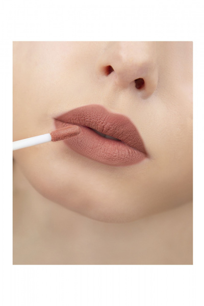 Круглогодичный матовый блеск для губ с витамином Е LUXVISAGE PIN-UP_ultra_matt 25 toffee - фото 2