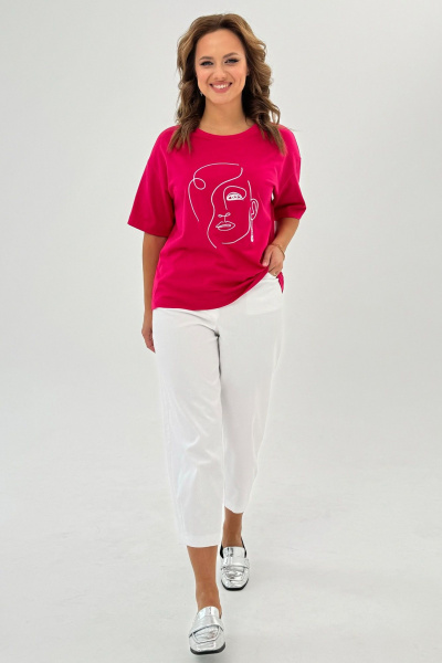 Пушистая футболка из трикотажа с вышитым рисунком и свободным кройом Condra 16247 фуксия - фото 1