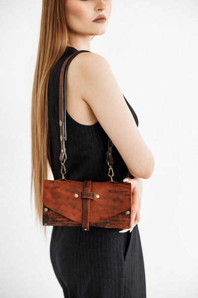 Коричневая кожаная сумка через плечо с деревянными вставками Because TUB-VINTAGE TERRACOT - фото 9