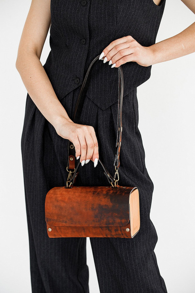 Коричневая кожаная сумка через плечо с деревянными вставками Because KVADRO-VINTAGE TERRACOT - фото 4