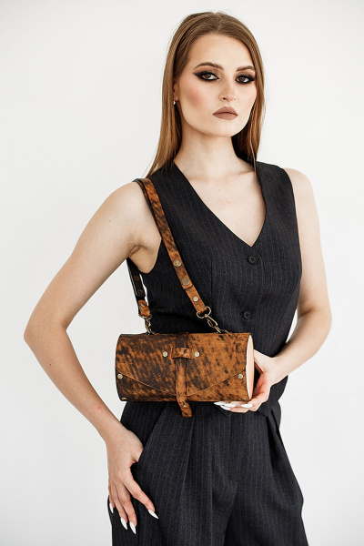 Кожаная сумка через плечо из текстиля с crocodile-эффектом Because TUB-VINTAGE-CAPPUCHINO - фото 4