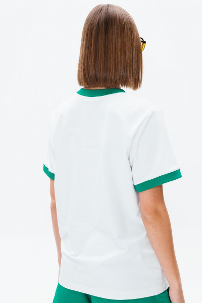 Белая и зеленая футболка с контрастной печатью и бейками GO F1006/01-01(P23-02) - фото 2