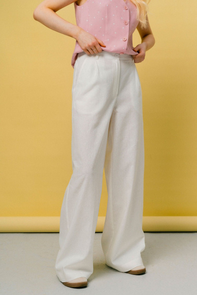 Леновые брюки прямого силуэта с карманами и застежкой JRSy 2452 молоко - фото 1