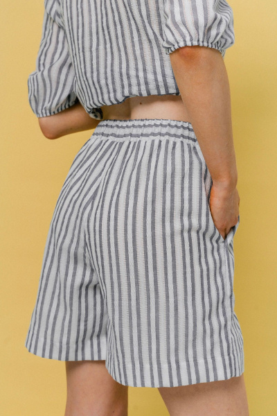 Шорты из хлопка с наклонными карманами и высокой посадкой JRSy 2456 серо-голубой+молоко - фото 2