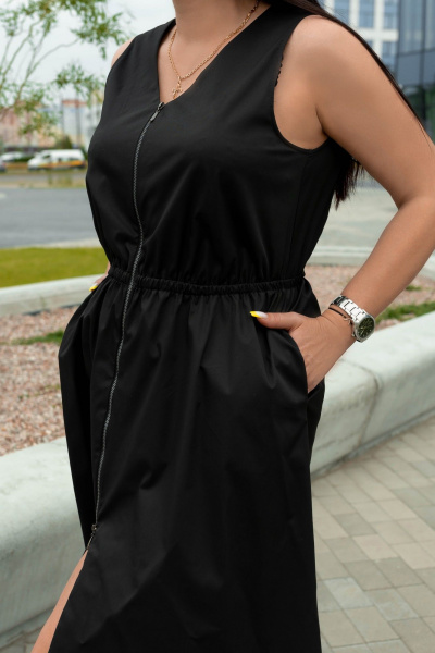 Летнее хлопковое платье с V-образным вырезом и карманами Nati Brend 005 черный - фото 3