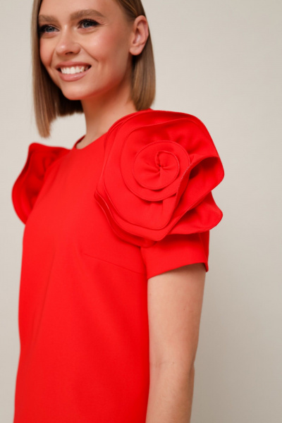 Нарядное летнее платье А-образного силуэта с цветочным декором PUR PUR 11-295/1 - фото 4