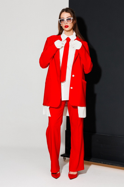Костюм 3-ка из текстиля с приталенным жакетом и брюками NikVa 548-1 красный - фото 7