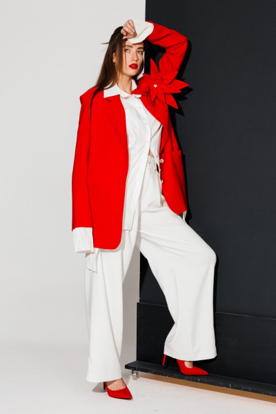 Жакет прямого силуэта из текстиля на лето с пуговицами NikVa 549-1 красный - фото 15