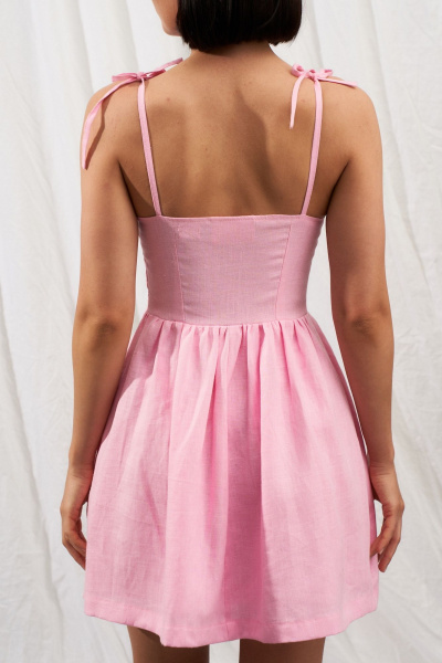 Леновый мини сарафан с вырезом и бретелями завязками Puella 3007 розовый_Викки - фото 4