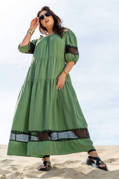Платье из вискозы на бретелях с кружевами и сборками Andina 830 олива - фото 14