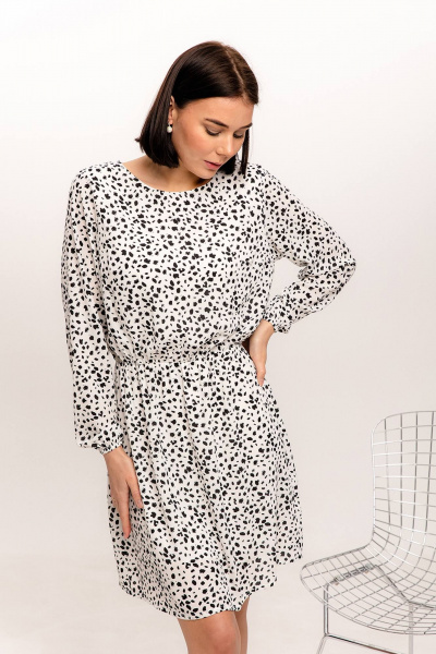 Платье из льна с эластичной тесьмой и коротким выше колена Romgil РТ0033-ПЭ2 молочный,черный - фото 8