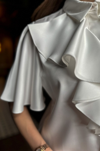 Белая нарядная блузка с жабо, для торжественных случаев Urs 23-273-1 - фото 3