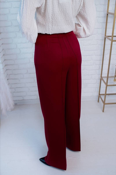 Палazzo брюки деловые с застроченными стрелками из текстиля Gold Style 2629 бордовый - фото 5