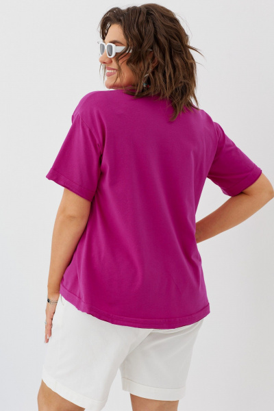 Современная трикотажная футболка с открытым срезом BegiModa 4094 малиновый - фото 6