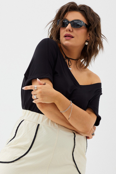 Блуза полуприлегающего силуэта из легкого трикотажа BegiModa 4097 черный - фото 8