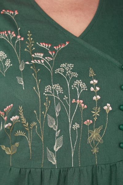 Платье удлиненное летнее из льна с вышивкой и расширением к низу Линия Л Б-2011 темная_мята - фото 2