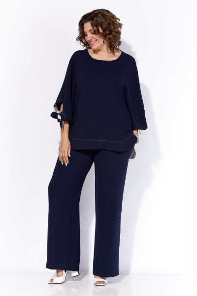 Костюм летний с блузой и широкими полосатыми брюками Anna Majewska А130 темно-синий - фото 3