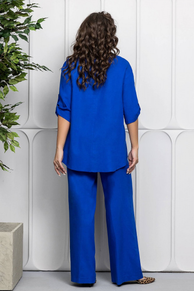 Синий льняной костюм: блуза и брюки для повседневных образов Gold Style 2627 электрик - фото 7