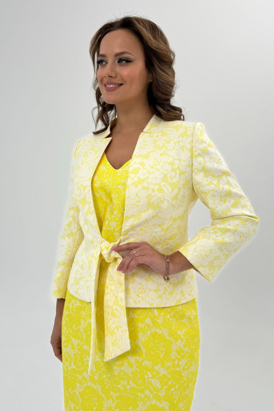 Костюм из кружево и текстиля с разрезом и бантом Condra 10110 лимонный - фото 11