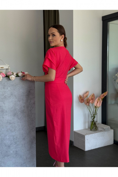 Платье прилегающее в стиле на запах с талиевыми складками Dilana VIP 2029 малина - фото 4