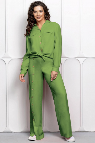Льняной костюм-двойка с брюками на резинке и рубашкой на пуговицах Gold Style 2626 салатовый - фото 10